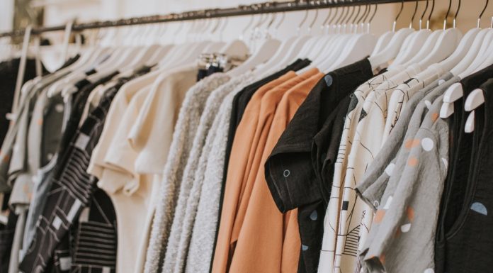 Seria reducerilor continuă Seria reducerilor continua