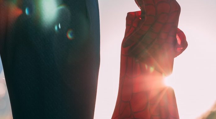 Cum să trăiești o zi în pielea Omului-Păianjen?